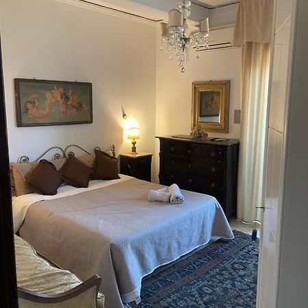 B&B Maria Napoli Ngoại thất bức ảnh